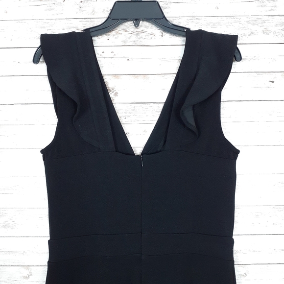 Bar III Sleeveless Jumpsuit Sz 8 Ruffle Shoulder 481 - Picture 5 of 7